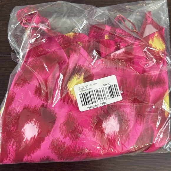 SOMA Satin Flirty Short Set - Picture 8 of 9